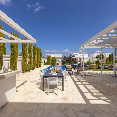 Natalie-mylos H24 度假居 *