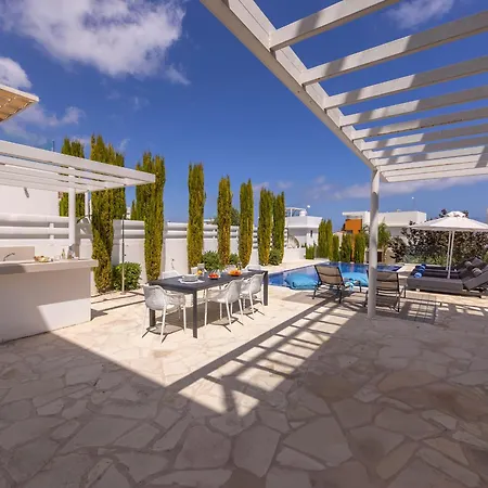 Casa de Férias Natalie-mylos H24 Protaras