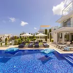 Holiday home Natalie-mylos H24