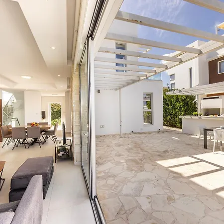 Natalie-mylos H24 Vakantiehuis *