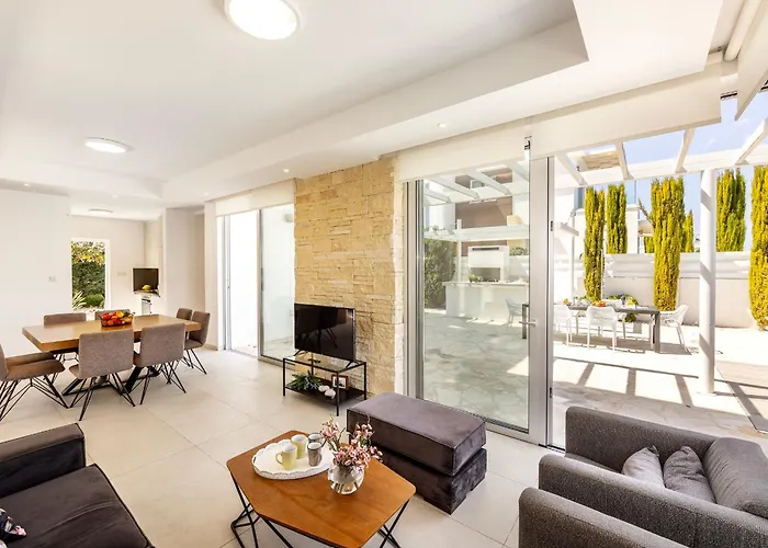 Feriehus Natalie-mylos H24 Protaras