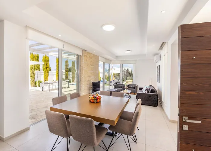 別荘 Natalie-mylos H24