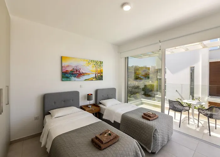 Holiday home Natalie-mylos H24