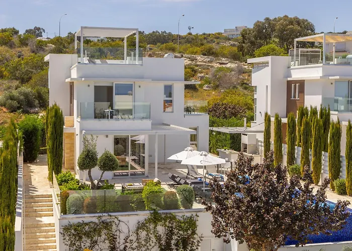 Holiday home Natalie-mylos H24